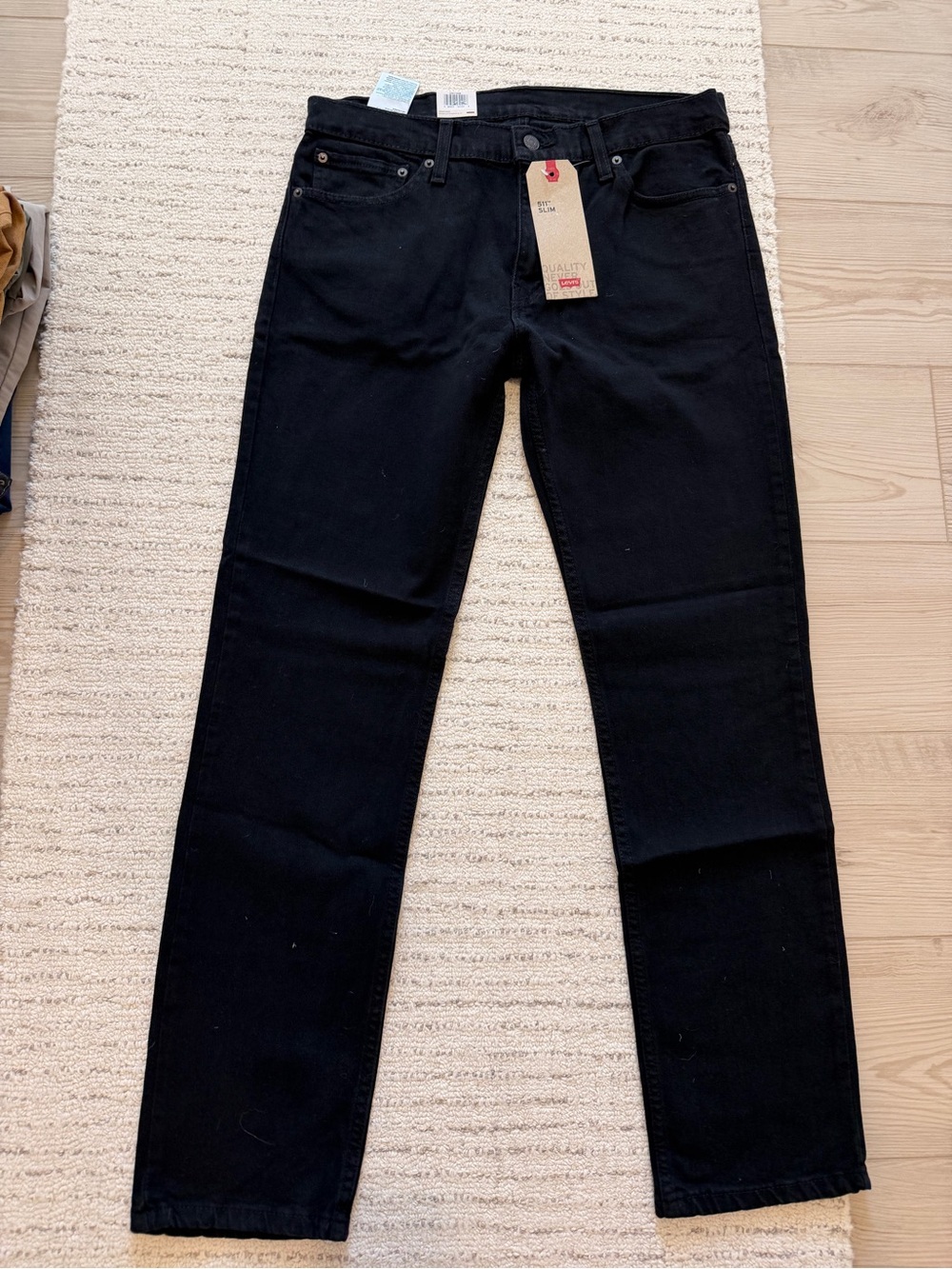 Levi's Slim Straight Jeans in Black